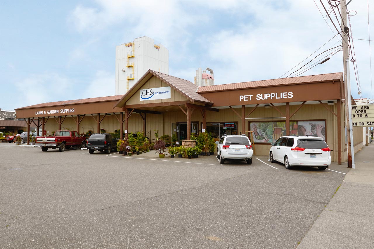 CHS Northwest storefront